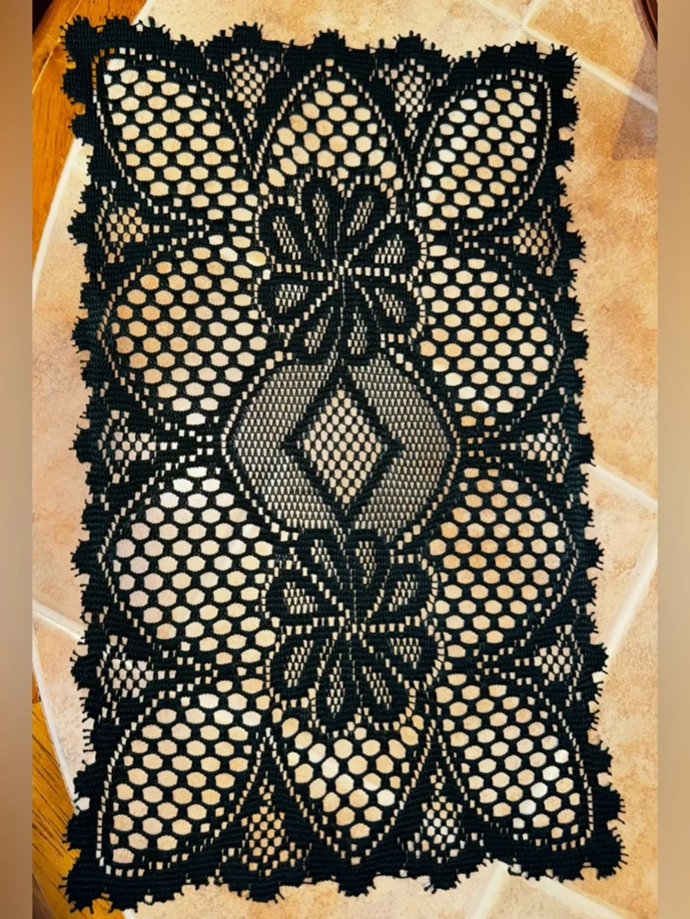 Vintage 3 Evergreen Doilies ✨